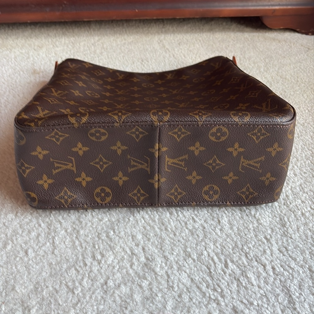 Original LV mg. - Picture 10 of 15